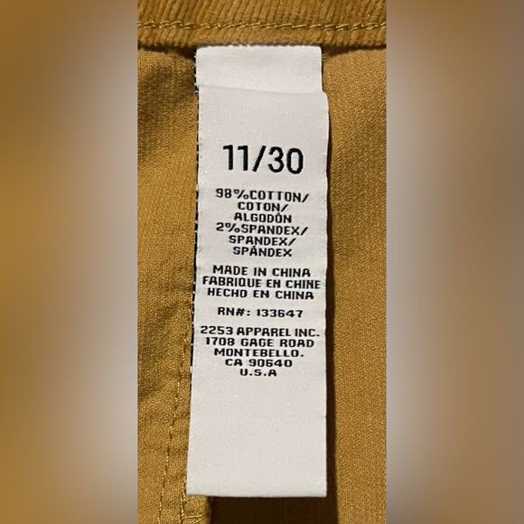 RE Generation by Celebrity Pink Corduroy Skirt Sz 11/ 30 Waist Honey Mustard EUC - Picture 4 of 6